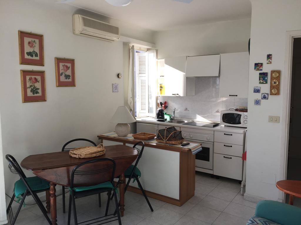 Appartement Palais Henri IV Nice Oda fotoğraf